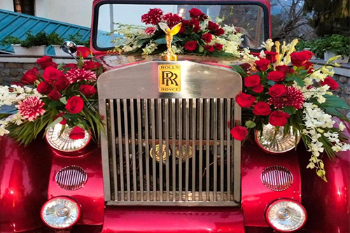 Car Hire on Rent in Dehradun